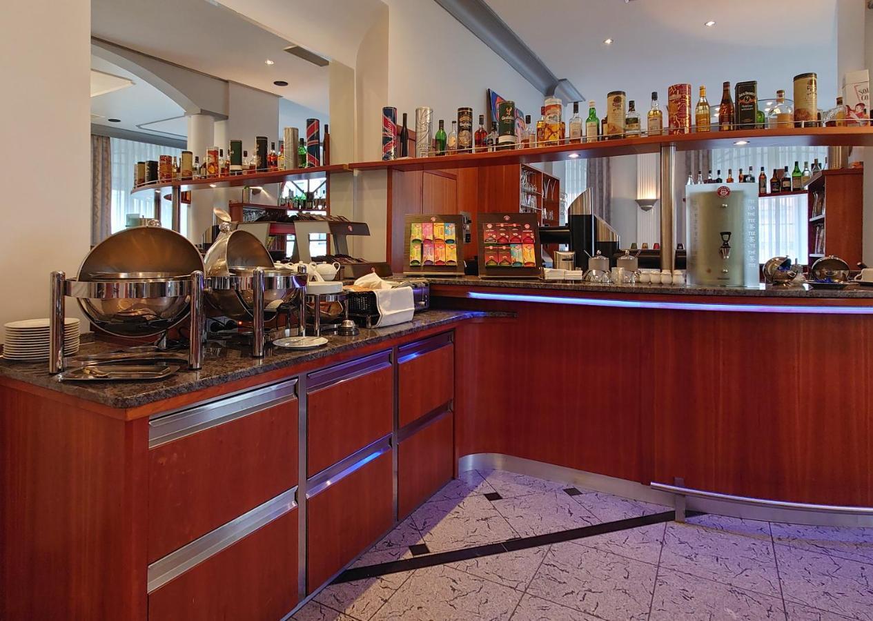 Apartment Hotel Kral - Business Hotel & Serviced Apartments Erlangen Esterno foto