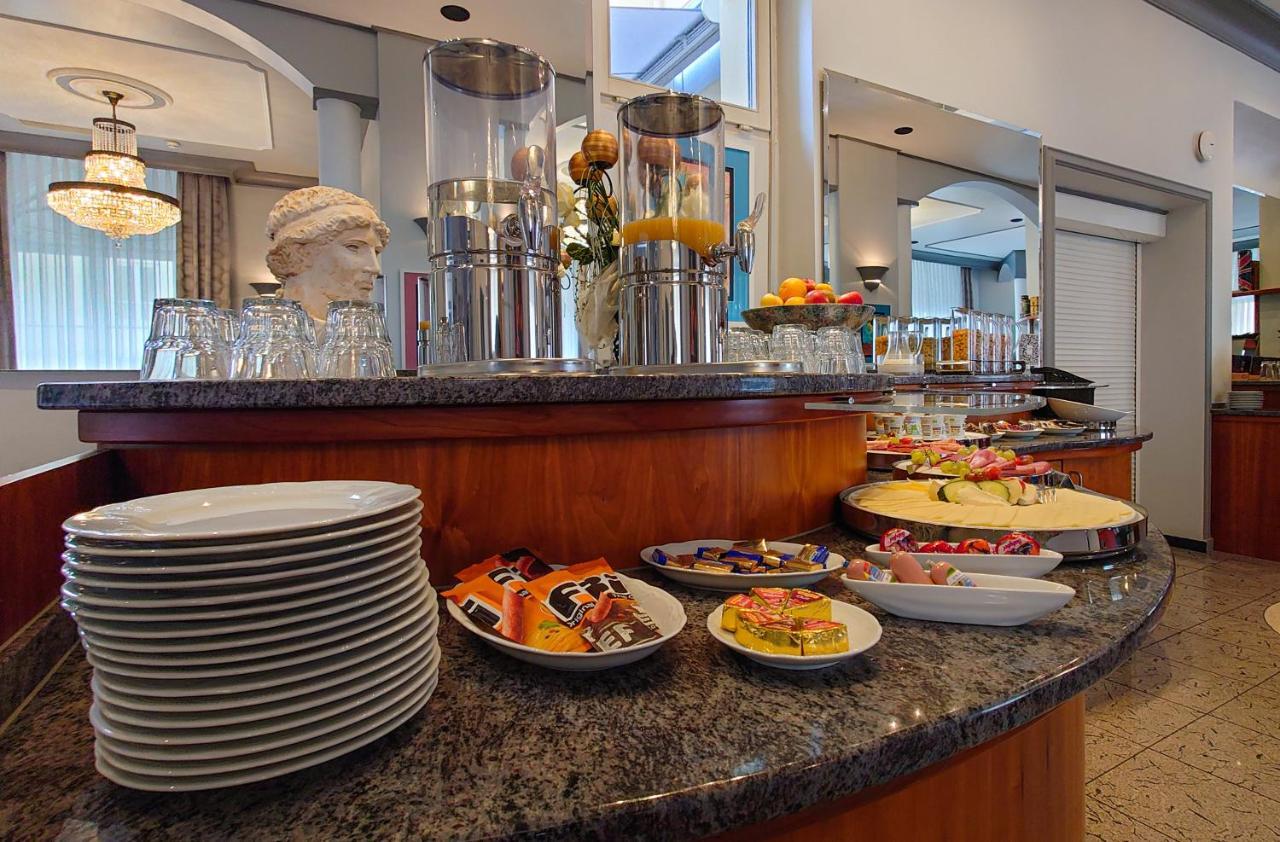 Apartment Hotel Kral - Business Hotel & Serviced Apartments Erlangen Esterno foto