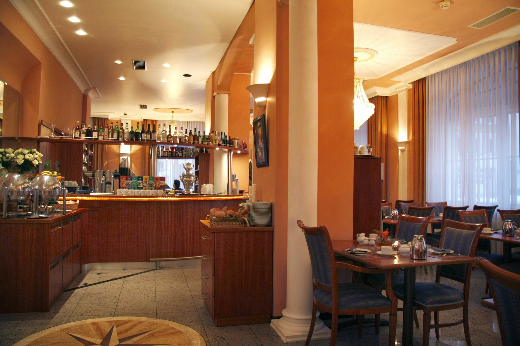 Apartment Hotel Kral - Business Hotel & Serviced Apartments Erlangen Esterno foto